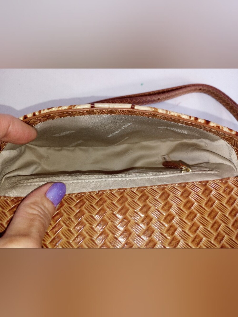SOLD Brahmin Taber Collection Briar Crossbody In Coconut Milk - Picture 13 of 14